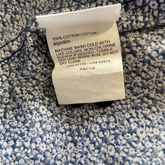 Perry Ellis Blue and White Floral Men’s Long Sleeved button down shirt size Lrg - Picture 7 of 7